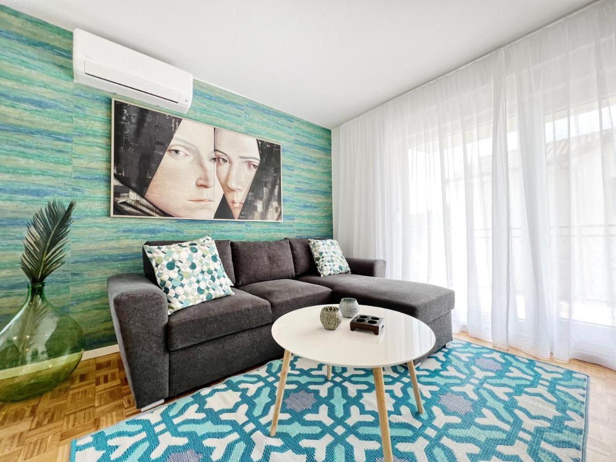 Apartments Valerian Novigrad Istria Exterior foto